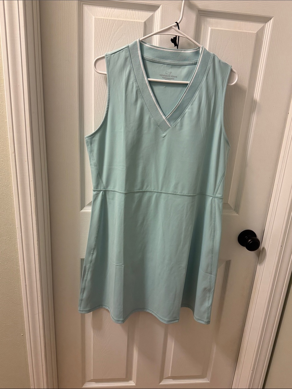 Vineyard Vines Sleeveless Performance V-Neck Mint Dress